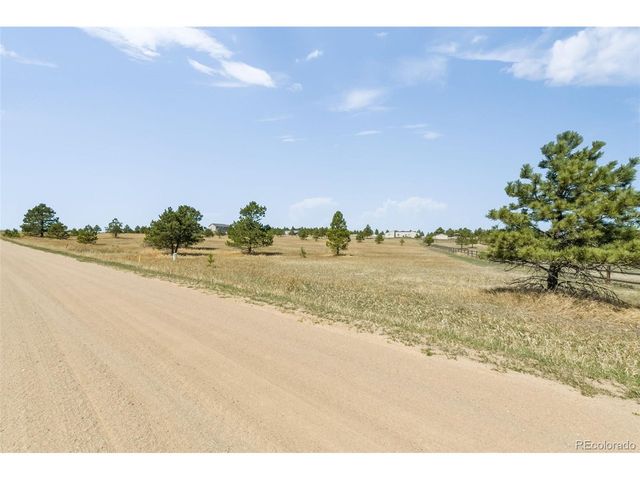 18150 Pinon Park Rd, Peyton, CO 80831