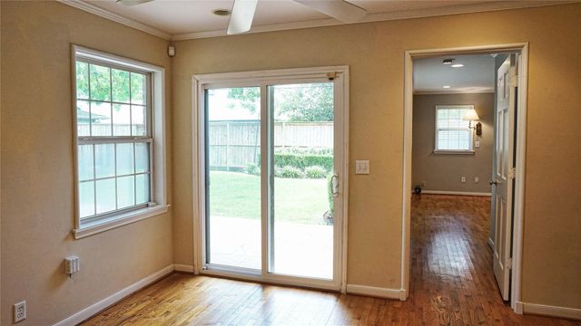 2047 Mcclendon Street, Houston, TX 77030