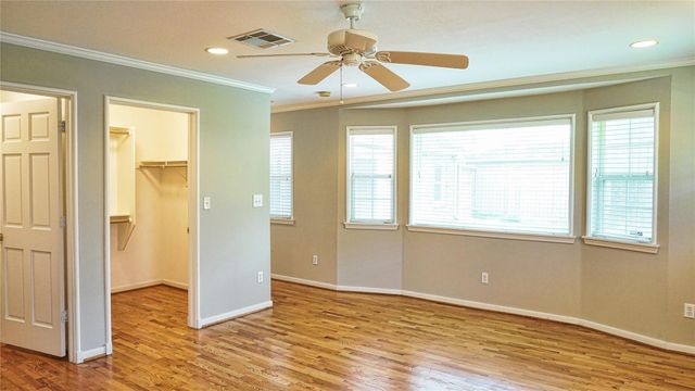 2047 Mcclendon Street, Houston, TX 77030