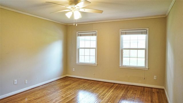 2047 Mcclendon Street, Houston, TX 77030