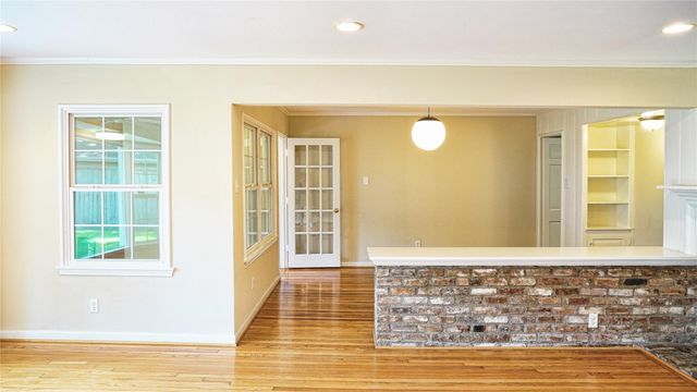 2047 Mcclendon Street, Houston, TX 77030