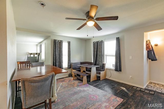 8617 Godfrey Road, Godfrey, IL 62035