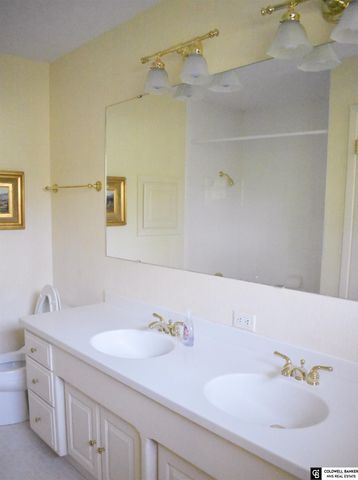 3025 Bonacum Drive, Lincoln, NE 68502