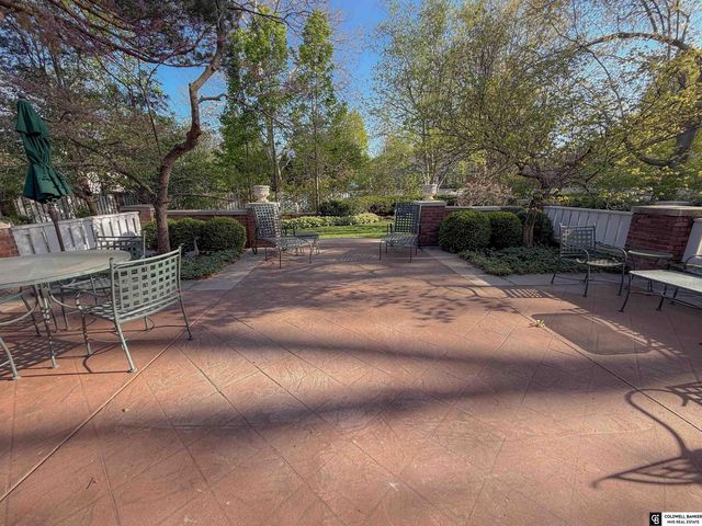 3025 Bonacum Drive, Lincoln, NE 68502