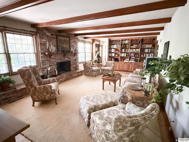 3025 Bonacum Drive, Lincoln, NE 68502