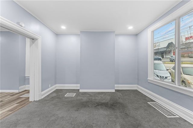 1516 Superior Ave, Brighton Heights, PA 15212