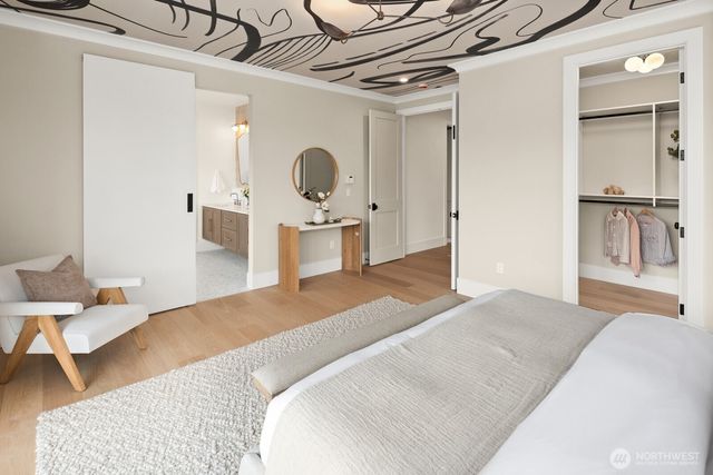 8221 22nd Avenue NE, Seattle, WA 98115