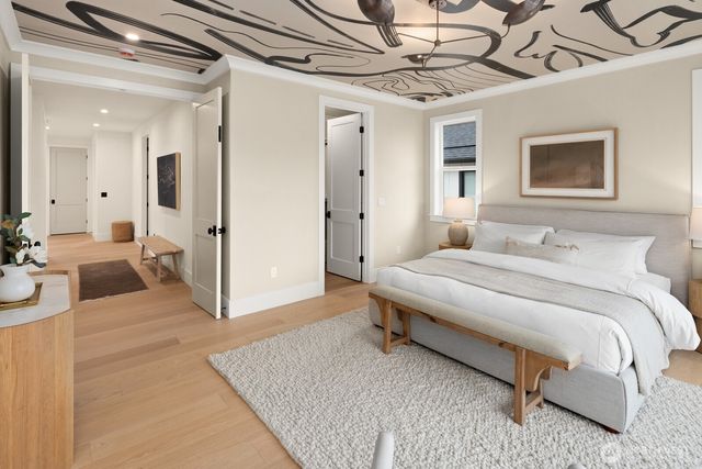 8221 22nd Avenue NE, Seattle, WA 98115