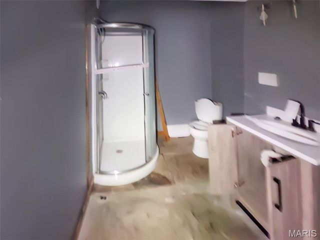 407 E Salling Street, Perry, MO 63462