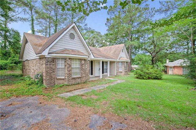 9385 Sagebrush Court, Semmes, AL 36575