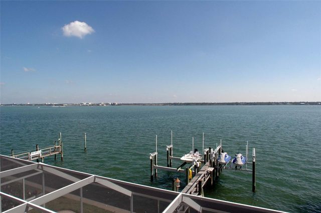 202 SAND KEY ESTATES DRIVE, Clearwater Beach, FL 33767