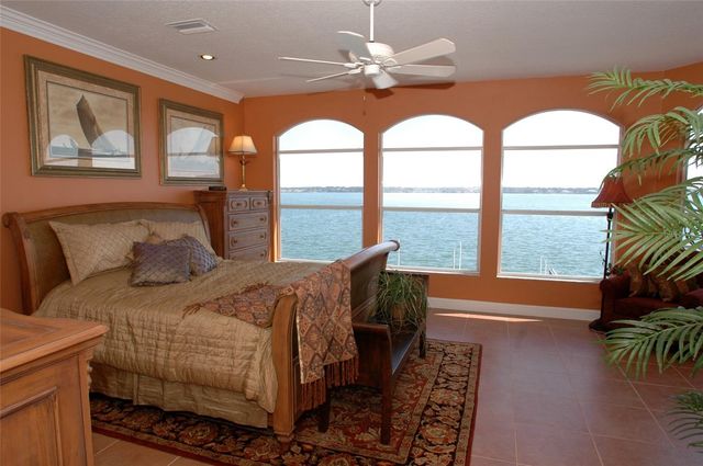 202 SAND KEY ESTATES DRIVE, Clearwater Beach, FL 33767