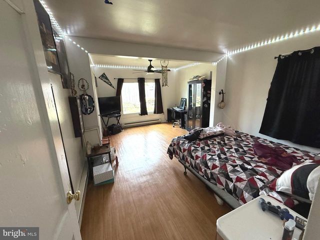 321 W CHESTNUT ST, Pottstown, PA 19464