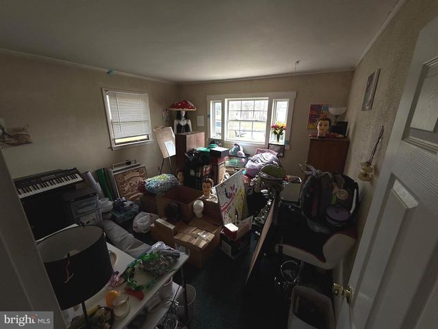 321 W CHESTNUT ST, Pottstown, PA 19464