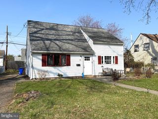 321 W CHESTNUT ST, Pottstown, PA 19464