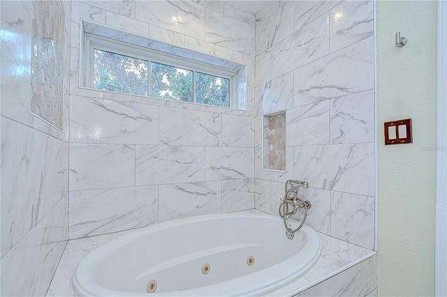 1931 JAUDON ROAD, Dover, FL 33527