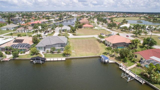 507 MADRID BOULEVARD, Punta Gorda, FL 33950