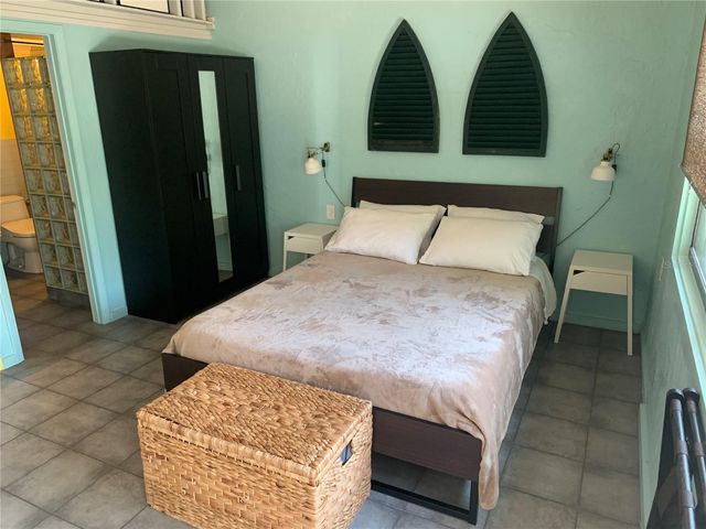 2525 ASHTON ROAD, Sarasota, FL 34231