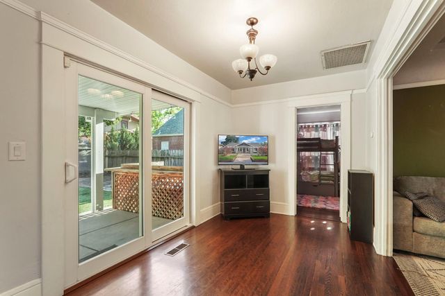 460 N Tuxedo, Stockton, CA 95204