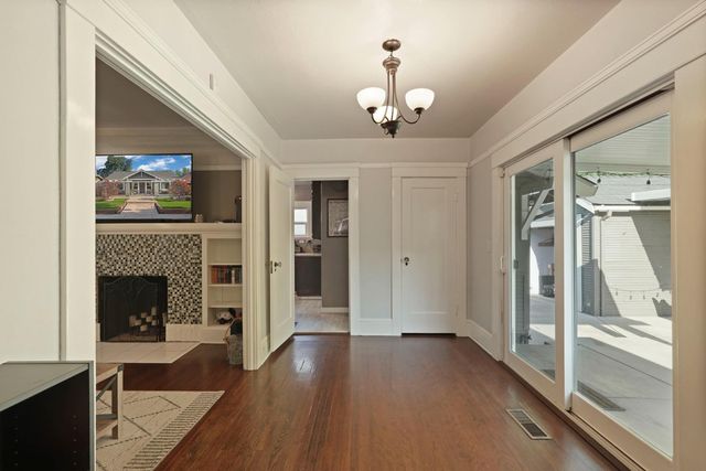 460 N Tuxedo, Stockton, CA 95204