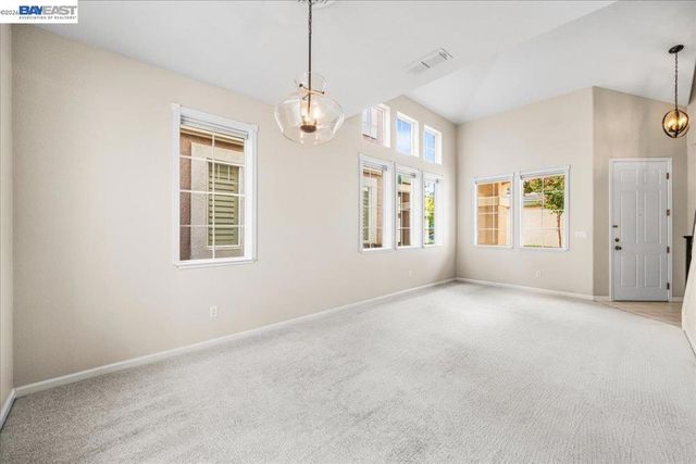 2042 Dahlia Cmn, Livermore, CA 94551