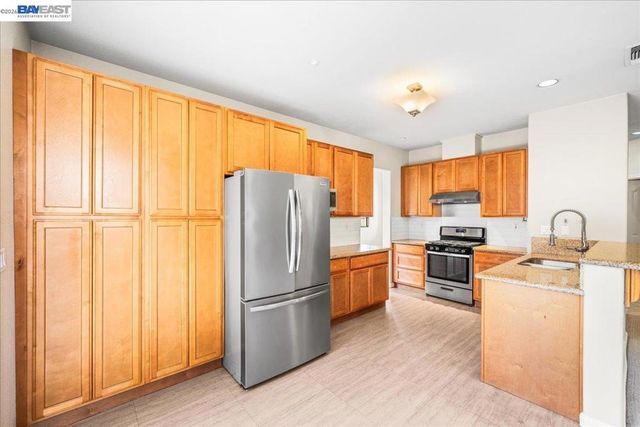 2042 Dahlia Cmn, Livermore, CA 94551