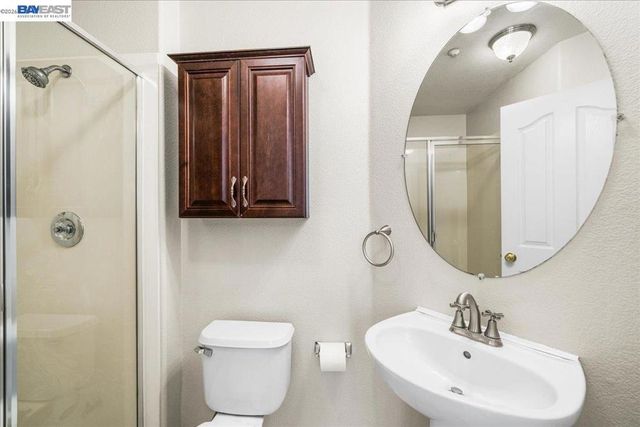 2042 Dahlia Cmn, Livermore, CA 94551
