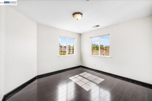 2042 Dahlia Cmn, Livermore, CA 94551