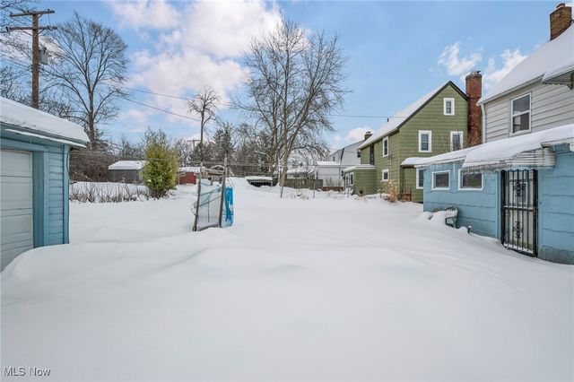 123 Ellenwood Avenue, Bedford, OH 44146