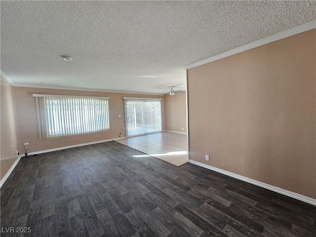 5458 Prince Scotty Street, Las Vegas, NV 89119