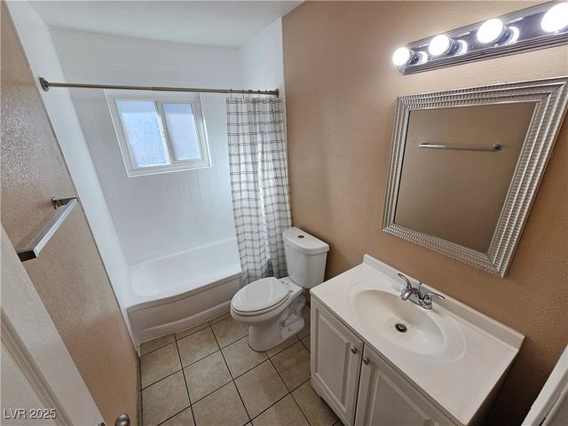 5458 Prince Scotty Street, Las Vegas, NV 89119