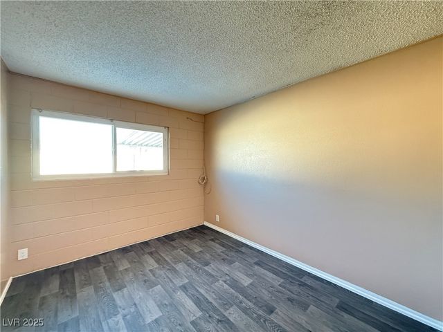 5458 Prince Scotty Street, Las Vegas, NV 89119