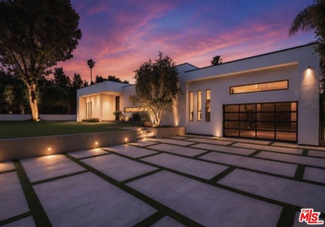 20141 Wells Drive, Woodland Hills (los Angeles), CA 91364