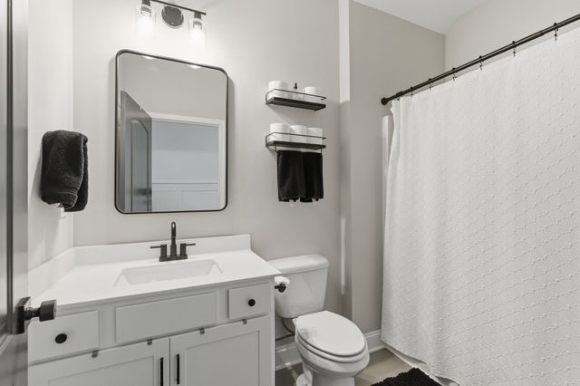 606 Oakvale Ln, Mount Juliet, TN 37122