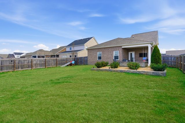 606 Oakvale Ln, Mount Juliet, TN 37122