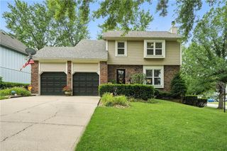 14915 W 84TH Terrace, Lenexa, KS 66215