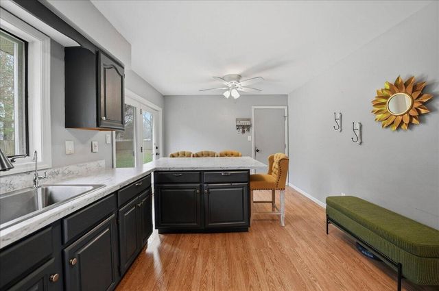 84 S 275 W, Valparaiso, IN 46385
