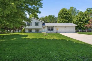 84 S 275 W, Valparaiso, IN 46385