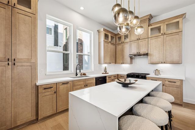 3008 Lamar Street, Houston, TX 77003