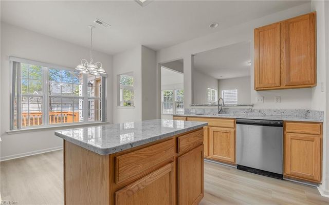 310 Canaan CIR, Suffolk, VA 23435