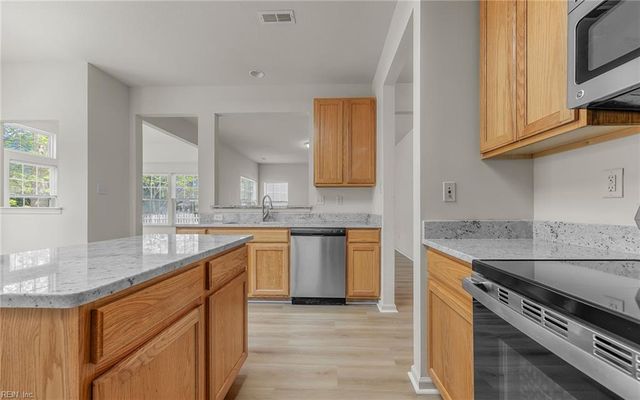 310 Canaan CIR, Suffolk, VA 23435