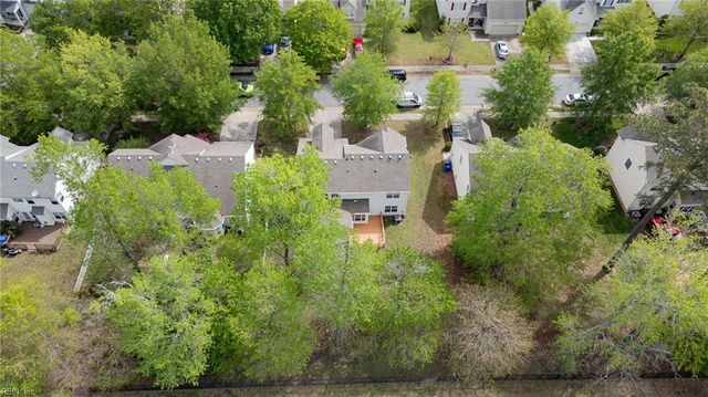 310 Canaan CIR, Suffolk, VA 23435