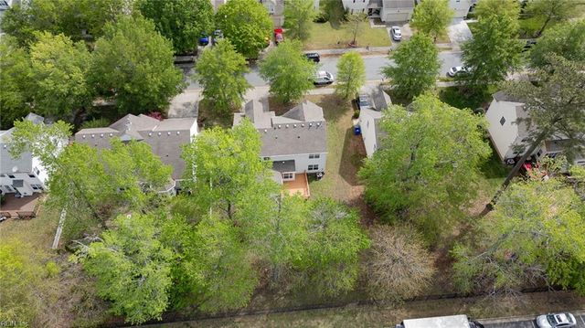 310 Canaan CIR, Suffolk, VA 23435