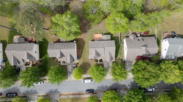 310 Canaan CIR, Suffolk, VA 23435