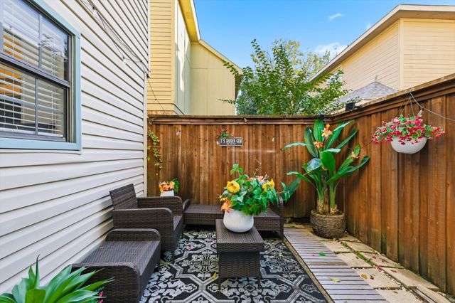 4020 Windhaven Lane, Dallas, TX 75287