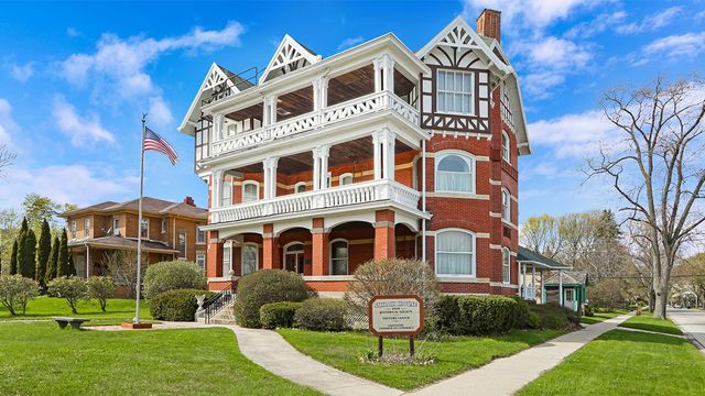 3416 Sarah Drive, Zion, IL 60099