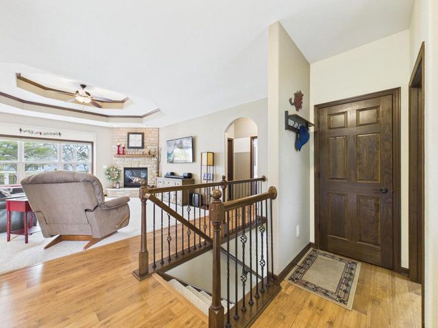 W272N387 Hilltop DRIVE, Waukesha, WI 53188