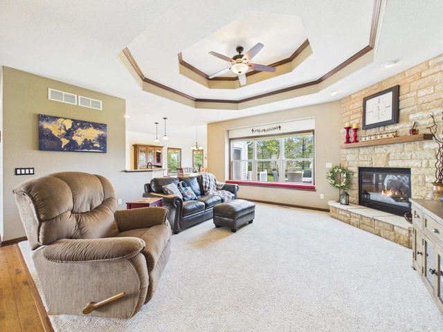 W272N387 Hilltop DRIVE, Waukesha, WI 53188