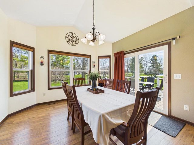W272N387 Hilltop DRIVE, Waukesha, WI 53188