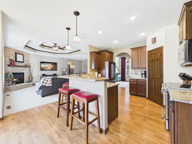 W272N387 Hilltop DRIVE, Waukesha, WI 53188